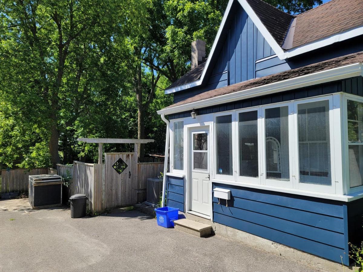 Healven Villa Barrie Exterior photo